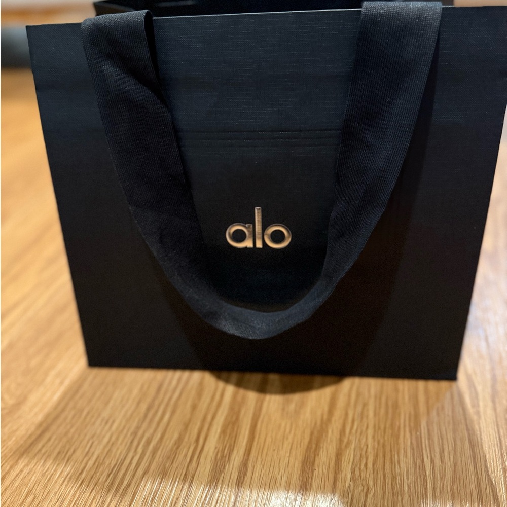 Alo Black shopping Bag brand new